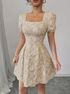 Vestido elegante feminino em A com padrão floral - Festa formal e casual, Casamento, Roupa do dia a dia - Corte elogiador para eventos de outono/inverno - Roupa feminina chique para todas as estações, Moda de inverno, Mangas balão, Costura de qualidade, Roupa elegante, Amantes da moda