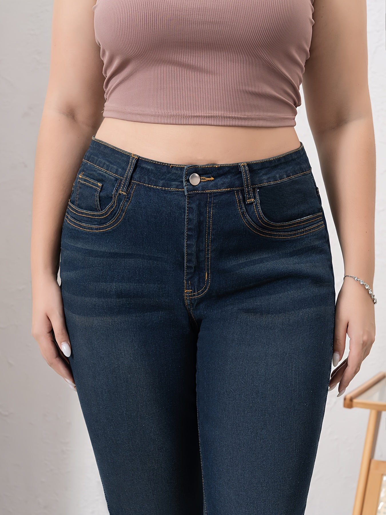 25AW Calças Flare Elegantes de Cintura Alta e Ajuste Slim, Elásticas, Denim Lavado Azul, Para Todas as Estações, Moda Versátil | Calças Flare | Ajuste Slim Confortável, Zíper, Calças Longas Casuais para Primavera/Outono, Roupas de Primavera/Outono | Denim Lavado Vintage | Jeans Plus Size