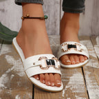 Sandálias slip-on confortáveis e elegantes para mulheres, perfeitas para uso interior e exterior, com um design de bico redondo, ideais para vestuário casual e férias, com um salto baixo e plano.