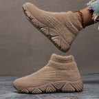 Botas de tornozelo sem cadarço e forradas com fleece para mulheres - Bege, biqueira redonda, sola MD, calçado casual de inverno com detalhe de franja, botas de inverno, botas de inverno antiderrapantes para mulheres, sapato confortável para mulheres, calçado de inverno para mulheres