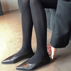 Meias-calças Femininas Estilo Japonês com Listras Inclinadas - Design Gradiente Ajustável Grosso e Fino, Preto e Cinza Carvão, Versáteis para Looks Casuais e Especiais, Leggings Modernas e Confortáveis