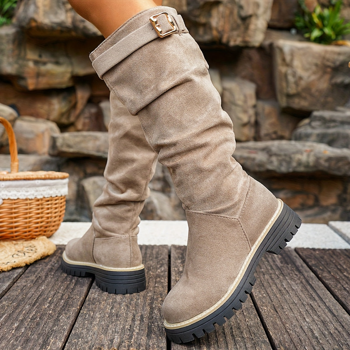 Botins de Salto Alto Grossos para Mulher - Botas de Inverno Slip-On com Sola Grossa em TPU, / Castanho Vermelho/ - Palmilha Acolchoada e Sola de Borracha Antiderrapante, Botas para Mulher, Botas de Outono para Mulher, Botas para Mulheres Plus Size, Roupa Casual, Escritório