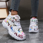 Botas de neve de inverno de pelúcia para mulheres - Salto médio acolchoado e grosso, bico redondo e fecho, padrão floral vibrante, forro de lã quente, perfeitas para ocasiões casuais e formais, botas de neve para mulheres, calçado formal, calçado com padrão decorativo, sola de EVA durável