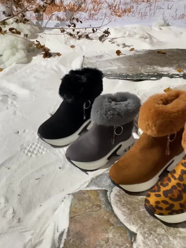 Botas de Plataforma MZMQS para Mulheres com Fecho de Zíper - Sola Grossa Antiderrapante em PU, Sapatos Quentes para o Inverno - Botas Pretas para Looks Casuais e Formais, Aumento Confortável de Altura, Design com Babado Peludo, Calçados Duráveis e Forrados a Lã, Moda Feminina