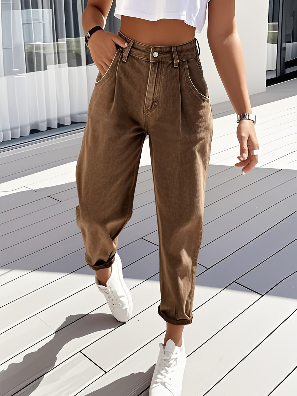 Calças Jeans Femininas de Cintura Alta e Perna Larga - 7/8 Comprimento Tapered no Tornozelo, Cintura com Passantes e Bolsos, Calças Marrons para Todas as Estações, do Casual ao Formal, para Trabalho, Viagem e Looks Diários (Lavável na Máquina) - Denim com Controle de Barriga