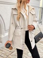 Casaco com Capuz Feminino para Outono e Inverno | Elegante Cor Sólida em Tecido Sem Elasticidade com Detalhes de Cordão, Casaco Quente Leve de Alta Qualidade para Uso Diário.