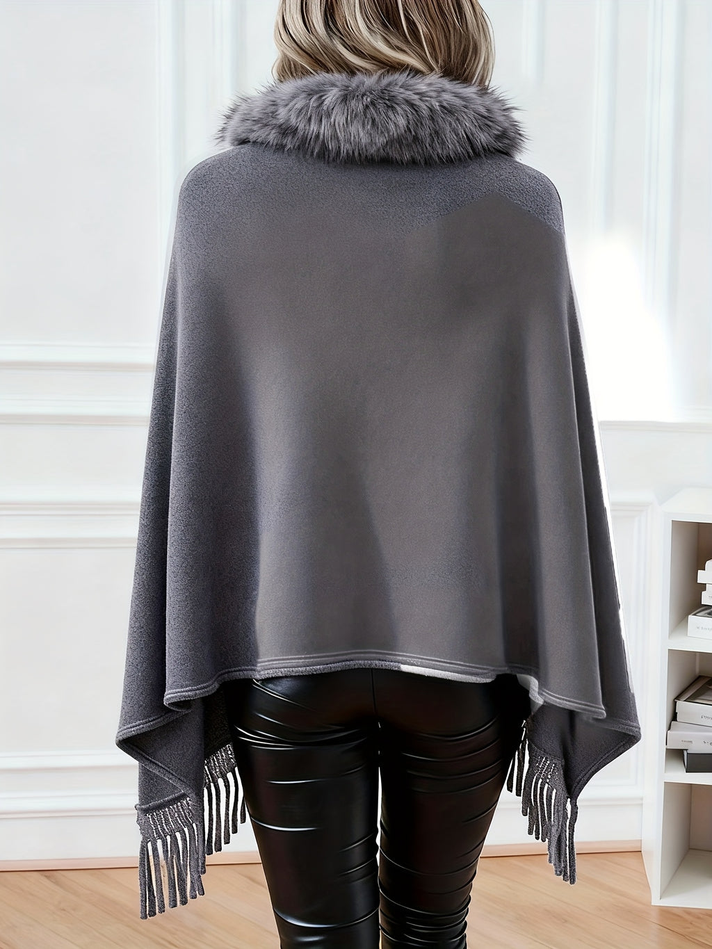 1pc Casaco Cardigan Poncho de Mulher com Gola de Pelo Sintético e Mangas Morcego | Cor Sólida com Borlas, Acabamento de Pelo Fofinho, Estilo Europeu Elegante, Casaco de Camisola Quente para Outono/Inverno, 70% Acrílico 30%, Lavar à Mão, Ideal para Deslocações e Uso Doméstico