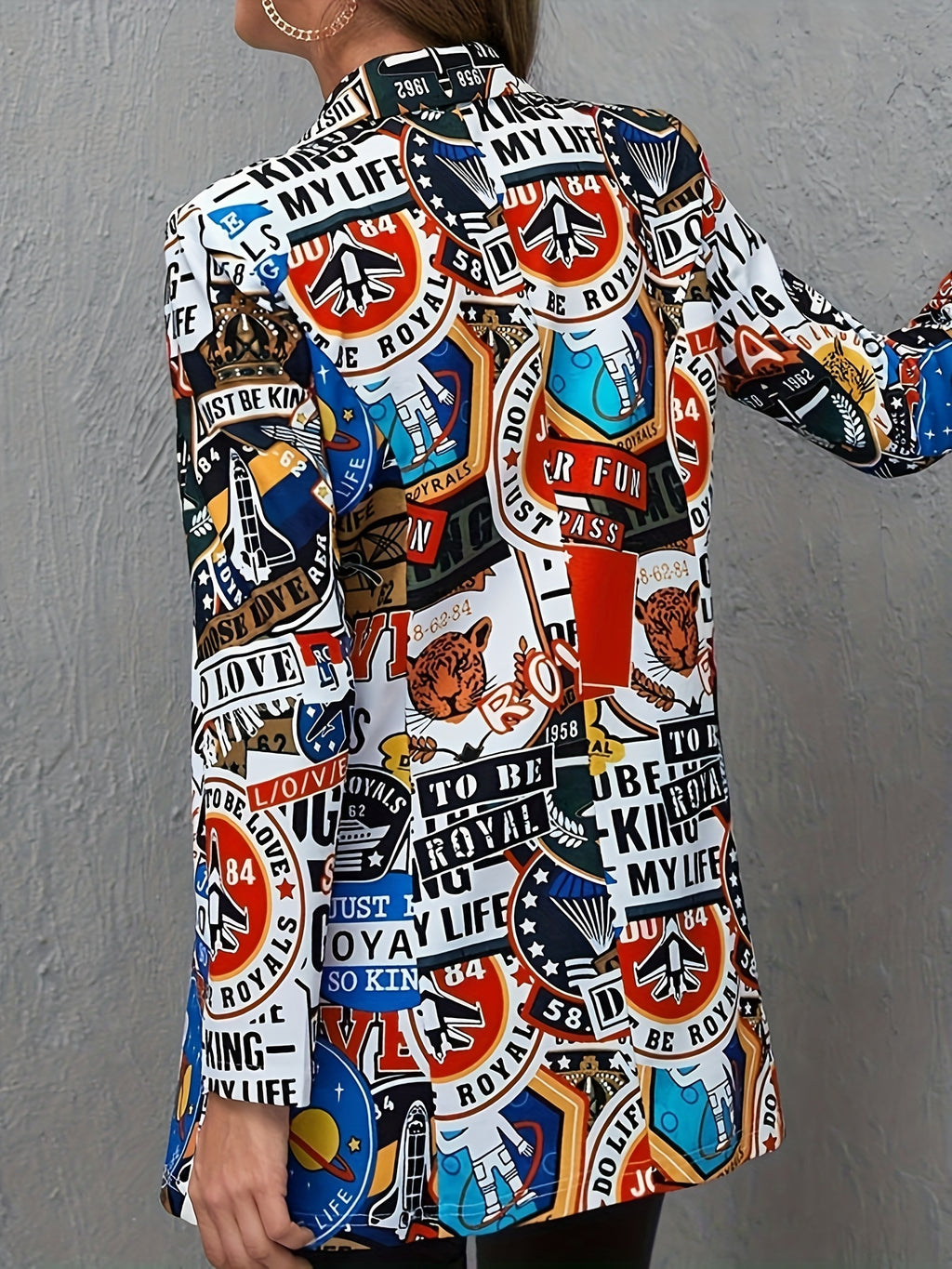 Blazer Plus Size Feminino com Estampa Neon Graffiti - Jaqueta Streetwear Retrô, Casaco Casual Solto para Mulheres Modernas