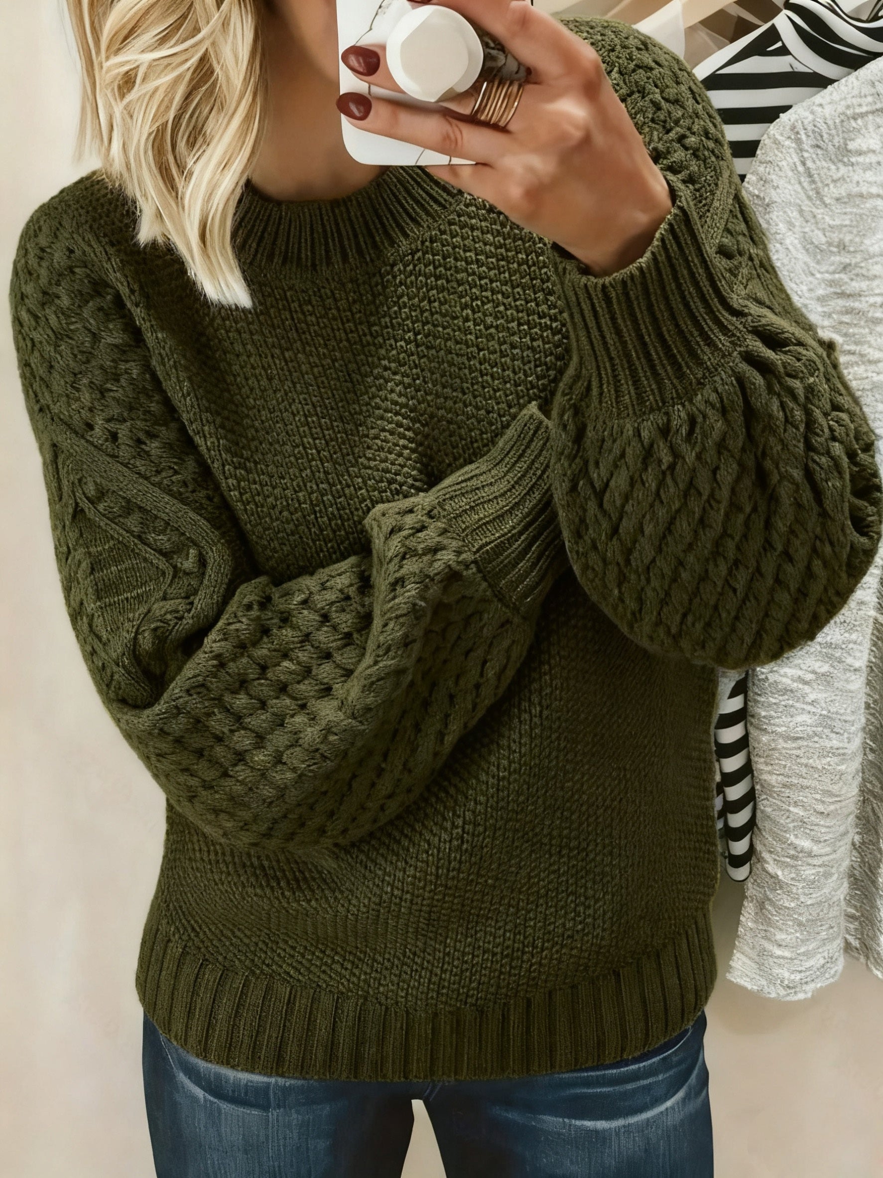 Suéter Casual Oversized Feminino Outono Inverno 2024 - Rosa Suave com Gola Redonda e Manga Longa Design Abajur, Ajuste Confortável para Tamanhos Grandes, Lavagem Manual, Estampa Texturizada, Tecido de Fio de Qualidade