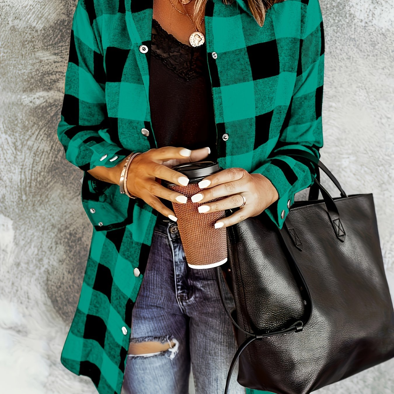 Effortless Elegance: Women's Plaid Long Sleeve Shirt