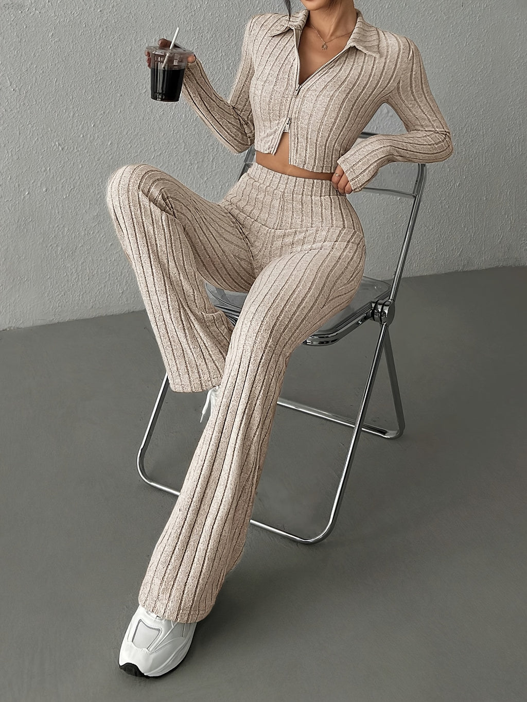 Cardigã Cropped e Calça Wide-Leg de Cintura Alta em Cores Sólidas para Primavera/Outono Casual e Estilosa