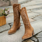 FOMOTI Botas de Cowboy Femininas com Bico Fino e Salto Bloco - Fechamento com Zíper, Salto Médio para Montaria, Solado em TPR/Borracha e Tecido para Jeans, Botas de Vestir para Cavalgada, Uso Casual e Western - Duráveis e Confortáveis