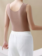 Conjunto de 2 Tops de Camisola Térmica de Veludo para Mulher com Soutien Incorporado, Elegante Top de Alças com Decote em V de Renda, Camisola Modeladora Quente de Inverno Forrada a Pelúcia sem Mangas - Preto & Bege