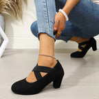 Oferta Especial de Saltos Altos Casuais com Tira Cruzada 780 - 5000 Pares