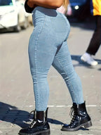 Calças Jeans Plus Size Femininas - Elegante Cintura Alta Skinny Lápis, Super Elástica, Denim Lavado Azul Claro para Todas as Estações | Calça Justa Flare Conforto com Botões em Cor Sólida Casual Streetwear – Escolha Ideal Outono/Inverno