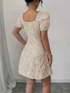 Vestido elegante feminino em A com padrão floral - Festa formal e casual, Casamento, Roupa do dia a dia - Corte elogiador para eventos de outono/inverno - Roupa feminina chique para todas as estações, Moda de inverno, Mangas balão, Costura de qualidade, Roupa elegante, Amantes da moda