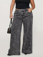 Jeans de ganga de tamanho grande para mulher, calças de perna larga cinzentas modernas e fashion para estilo europeu e americano, confortáveis e versáteis.