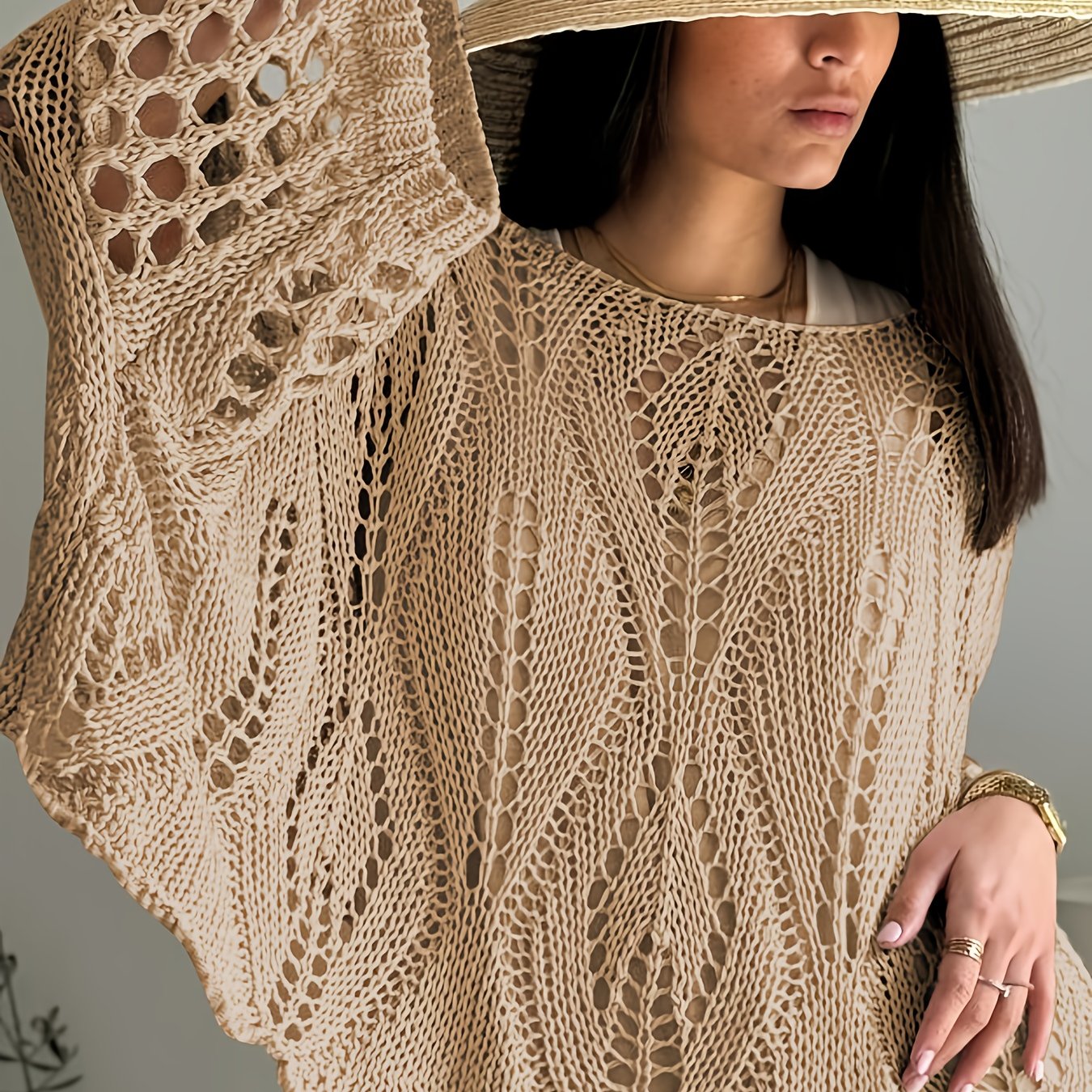 Plus Size Geometric Cutout 3/4 Sleeve Top - Sun Protection