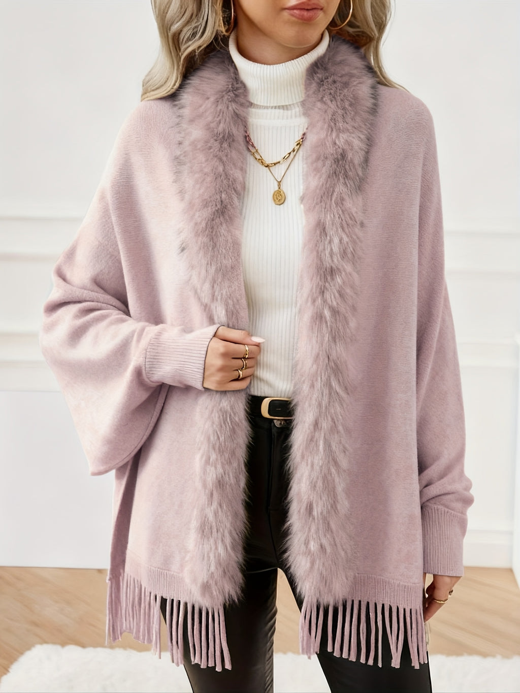 1pc Casaco Cardigan Poncho de Mulher com Gola de Pelo Sintético e Mangas Morcego | Cor Sólida com Borlas, Acabamento de Pelo Fofinho, Estilo Europeu Elegante, Casaco de Camisola Quente para Outono/Inverno, 70% Acrílico 30%, Lavar à Mão, Ideal para Deslocações e Uso Doméstico