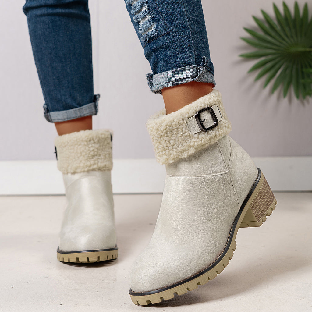 Botas Femininas de Cano Curto, Clássicas e Confortáveis. Botas de Inverno em Cores Quentes: Caqui, Preto e Bege. Botas de Cor Sólida, Forradas com Fleece, Aumentam a Altura e Antiderrapantes, Leves, com Bico Redondo Fofo. Gola Macia e Peluda. Botas Femininas Estilosas para Outono/Inverno, Inspiradas