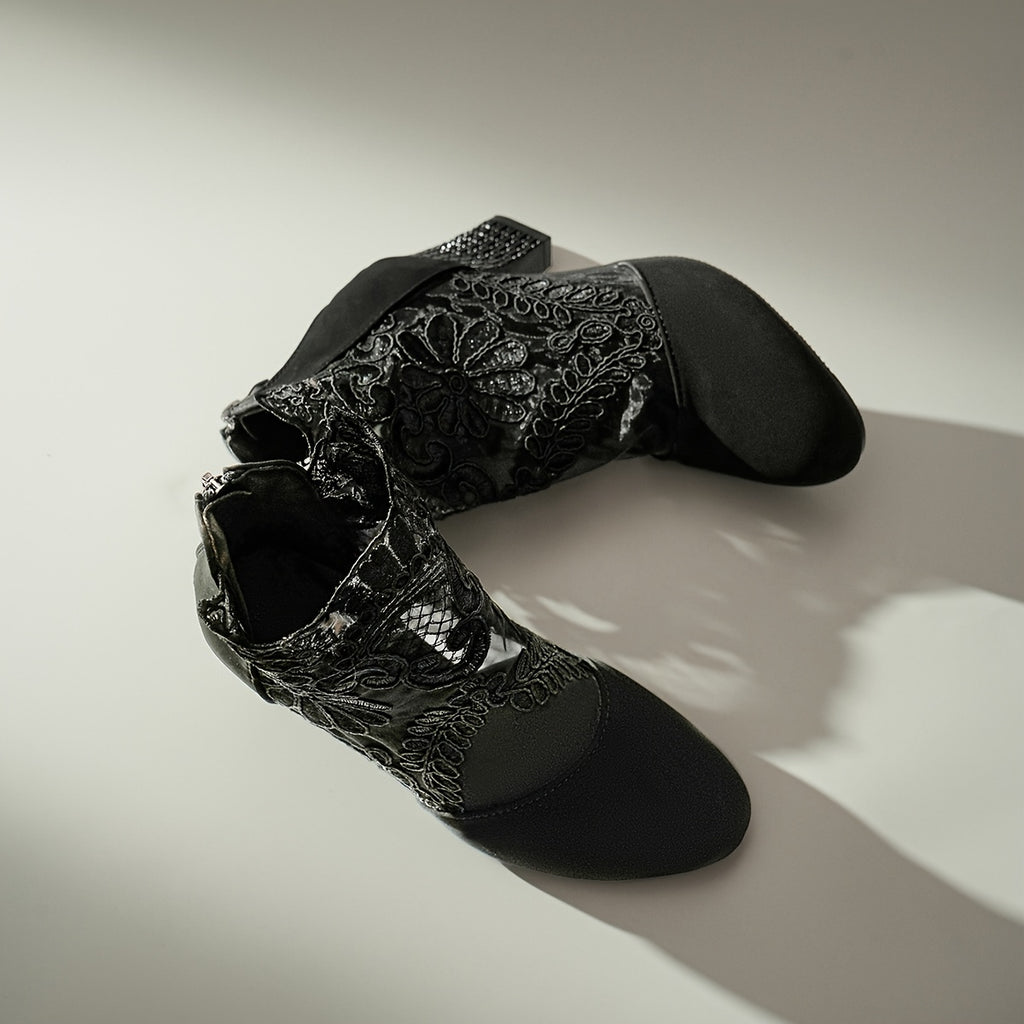 Botas Femininas de Tornozelo: Preto com renda bordada - salto bloco em malha, estilo Gótico e Bohemian. Presente ideal para mulheres, perfeitas para vestidos elegantes, festas, casamentos e viagens