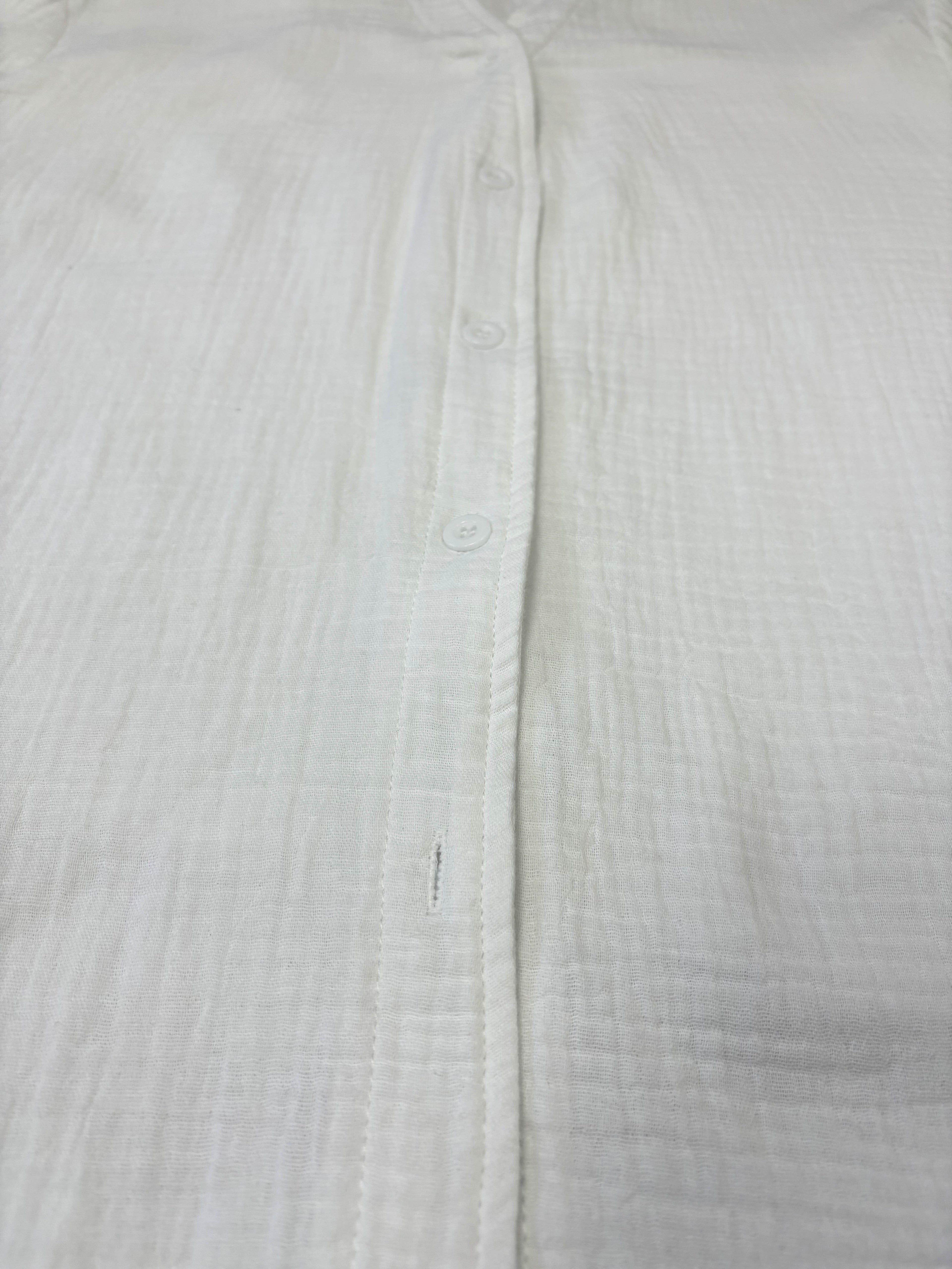 Tamanho grande - Roupas femininas de tamanho grande europeu e americano, camisas de manga comprida com bolsos para outono e inverno, camisas soltas de cor sólida com gola.