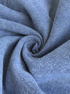 Calças jeans femininas plus size de cintura alta e afunilada, estilo casual e elegante, adequadas para todas as estações