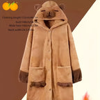 Manta com capuz de capivara em estilo preppy - Tamanho adulto, em poliéster tricotado de fleece coral, com tema de animal, vestido de noite com bolsos e punhos ajustados, lavável à máquina, sem estampado.