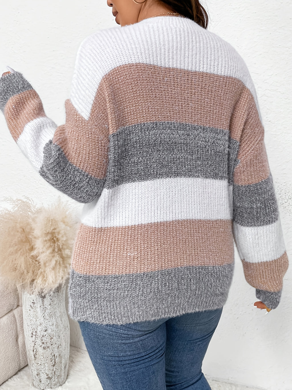 Tamanho Grande - Tamanho Grande, Suéter de Tamanho Grande para Mulheres - Bege/Elegante/Cinza/Branco/Preto/Castanho - Suéter de Manga Longa Não Elástico para Outono/Inverno - Escritório, Festa, Vestuário Diário - Tops Amigáveis para Corpos Curvos, Roupa de Inverno, Ajuste Relaxed, Material Aconchegante, Suéter de Malha Elegante, Amantes da Moda