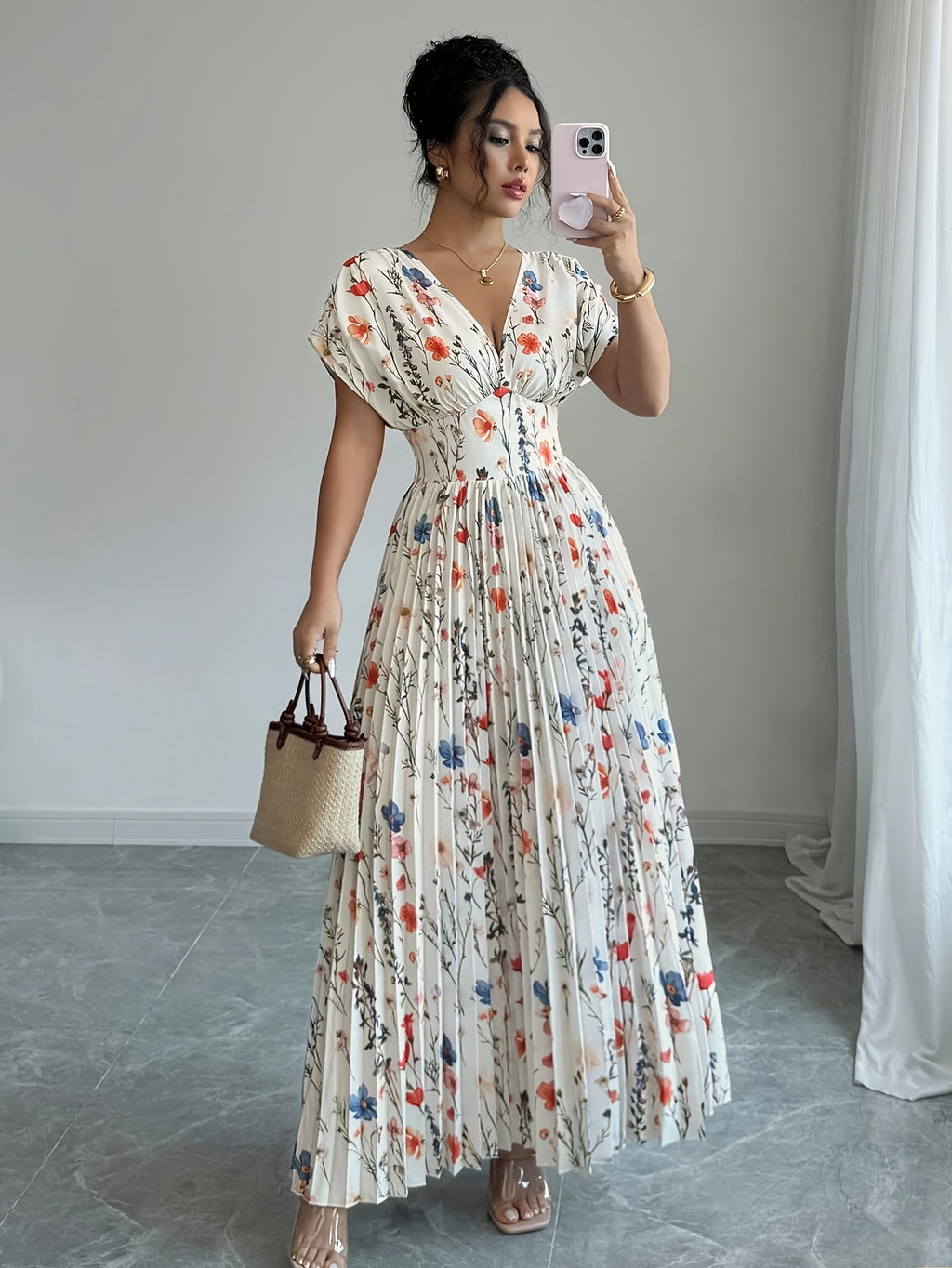 Vestido elegante com estampa floral e decote em V para mulheres com costas cruzadas, cintura com plissados, silhueta em A, manga curta, tecido de poliéster leve, perfeito para o verão, vestidos fofos