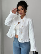 Jaqueta Blazer Elegante Feminina Branca com Gola e Mangas com Babado - Casaco Estruturado para Todas as Estações, Botões Dourados na Frente, Lavável na Máquina - Uso Casual a Formal (Escritório, Casamento, Festa) - Sobretudo Sob Medida