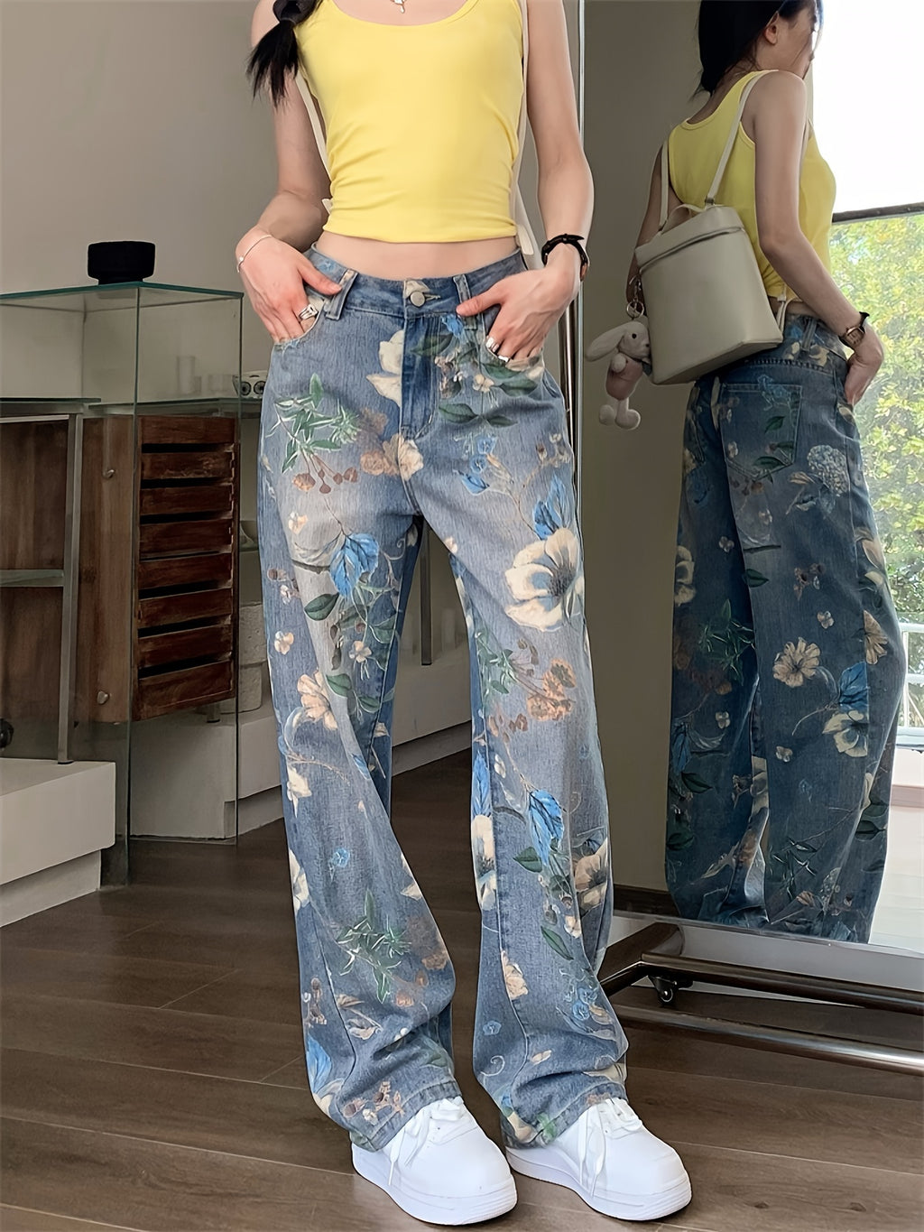 Calças Retas com Estampa Floral