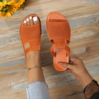 Sandálias planas de malha de cor sólida para mulheres no verão, confortáveis e leves, ideais para a praia, versáteis e casuais para uso ao ar livre.