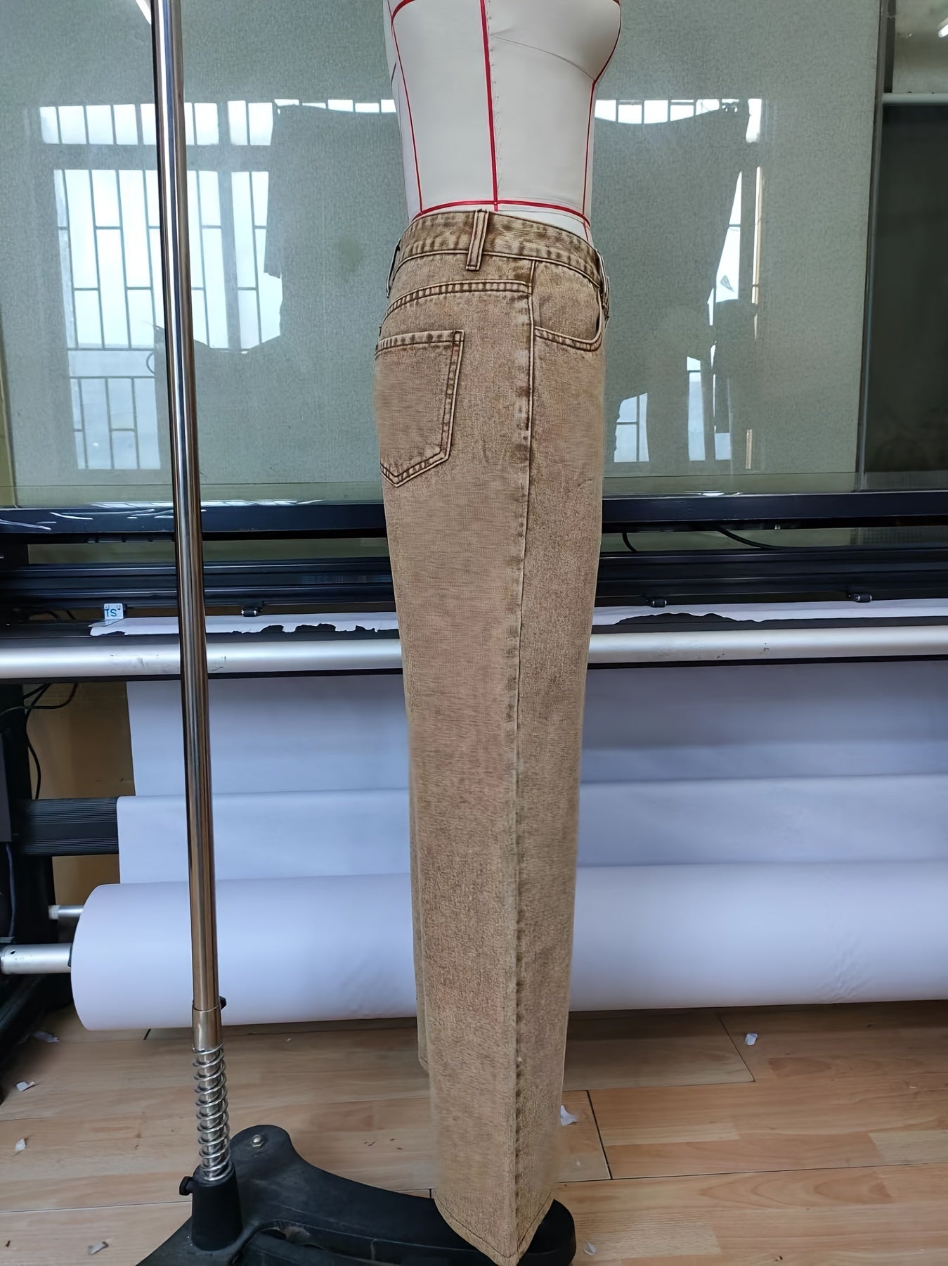 Calças Jeans de Cintura Alta e Perna Larga - Lavagem Marrom, Modelo Reto com Fechamento por Botão (Sem Cinto), Casual a Formal para Todos os Estilos do Ano em Cor Sólida Elegante Para Noite & Dia-a-Dia (Lavável na Máquina)