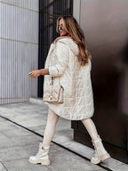 Jaqueta Feminina de Inverno com Capuz e Zíper - Casaco Acolchoado Adequado para o Clima, Elegante, Comprimento Médio a Comprimento Total, Lavável na Máquina (Sem Elasticidade)