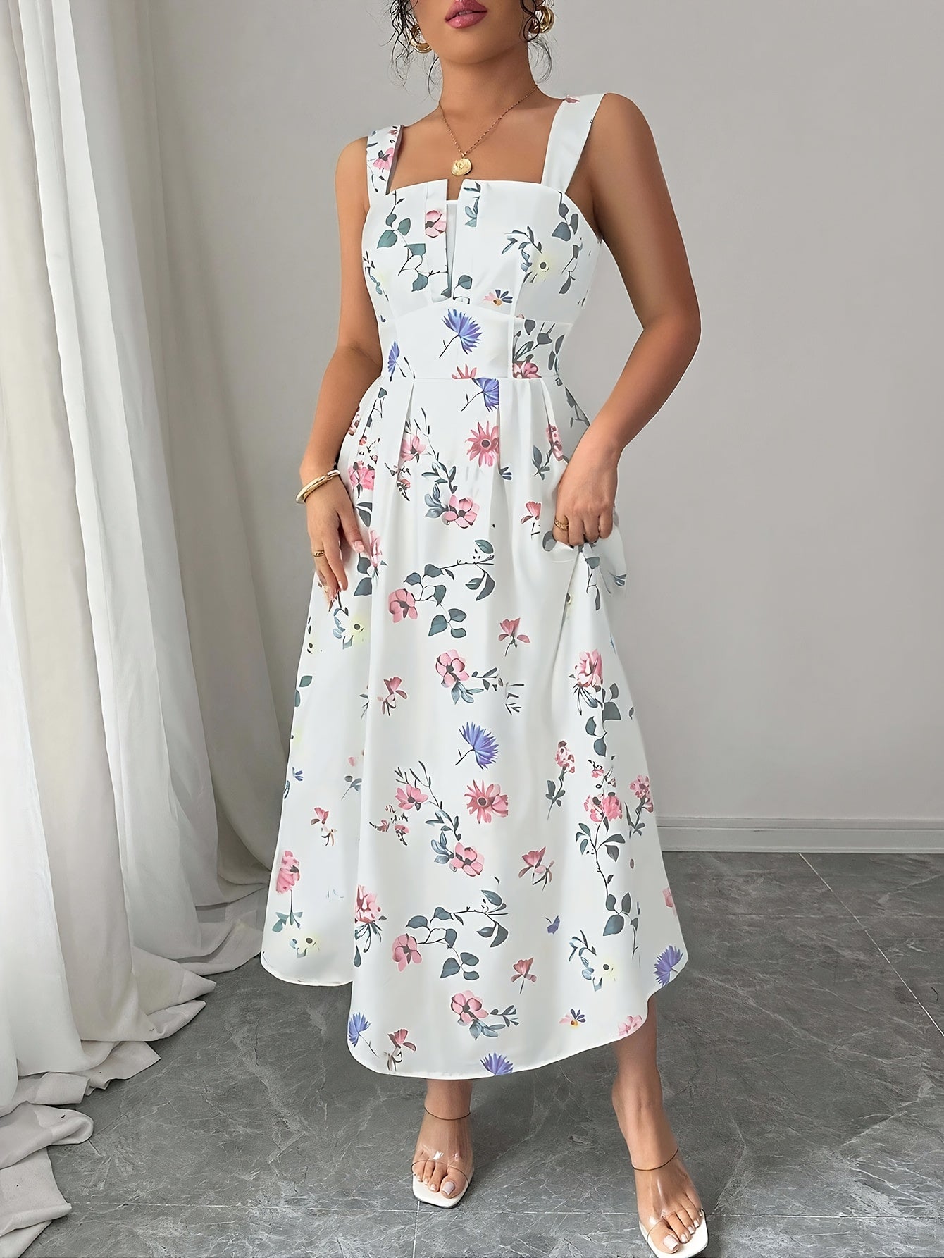 Vestido Retro Branco Floral com Alças Finas para Mulher | Cintura Afinada e Corte Justo, Maxi Elegante, Estilo de Férias de Luxo Leve, Nova Coleção de Verão, Lavável à Máquina.