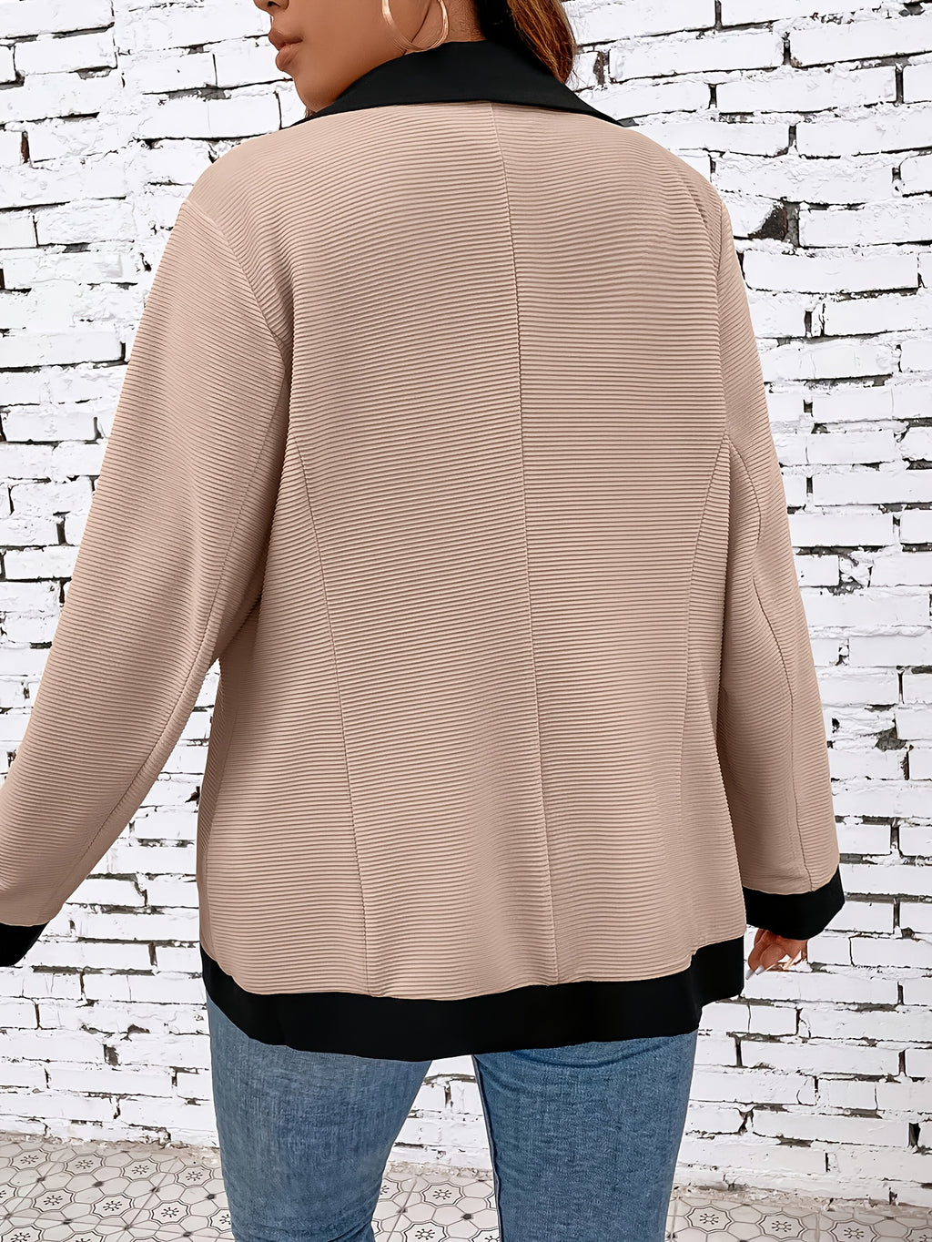 Tamanho Grande - Casaco Casual Feminino Oversize com Abotoadura Dupla e Bloco de Cores para o Dia a Dia