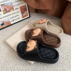 XIXITIAO Sandálias de dedo aberto para mulher com desenho de urso de desenho animado fofinho - Chinelos casuais confortáveis e leves para casa e atitude casual, com design de dedo aberto, antiderrapante