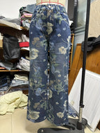 Calças Retas com Estampa Floral