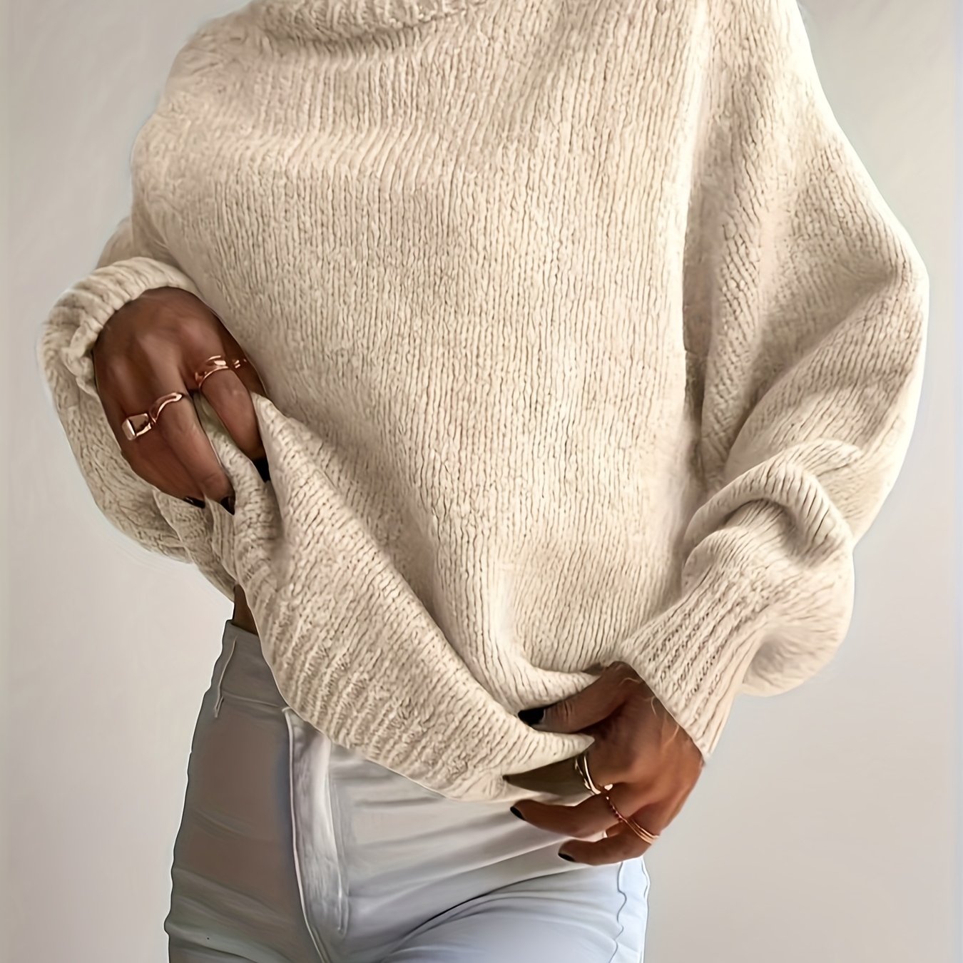 Elegant Women's Round Neck Sweater - Cozy Minimalist Winter Essential