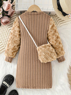 Vestido para meninas e bolsa de cor sólida. A blusa de gola redonda e manga longa é feita de tecido canelado aveludado, com mangas estampadas em padrão de botões de rosa em material fofo como rosas peludas—ideal para uso casual ao ar livre na primavera ou outono