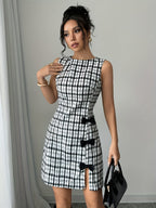 Vestido Curto Feminino Estilo Francês - Ajuste Slim Sem Mangas Gola Redonda com Laço Preto e Branco, Casual a Elegante para Primavera/Outono, Convidada de Casamento, Festa, Brunch - Coleção Especial Elegante (Sem Acolchoado)