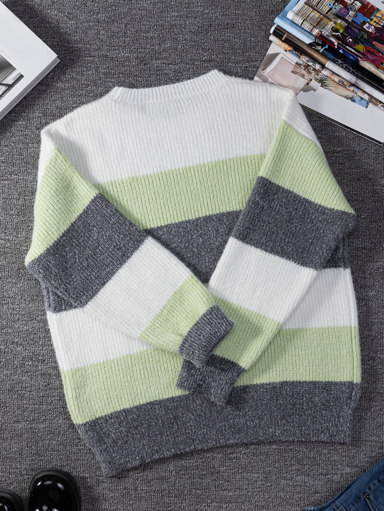 Tamanho Grande - Tamanho Grande, Suéter de Tamanho Grande para Mulheres - Bege/Elegante/Cinza/Branco/Preto/Castanho - Suéter de Manga Longa Não Elástico para Outono/Inverno - Escritório, Festa, Vestuário Diário - Tops Amigáveis para Corpos Curvos, Roupa de Inverno, Ajuste Relaxed, Material Aconchegante, Suéter de Malha Elegante, Amantes da Moda