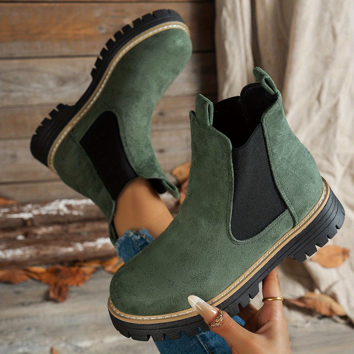 Botins de Salto Alto com Plataforma Grossa para Mulher com Salto de Plataforma Espessa - Sola Antiderrapante, Biqueira Redonda e Forro, Botas Casuais para Todas as Estações em Castanho, Versátil para Jeans e Vestidos, Botas Grossas, Botas Elegantes, Moda Mulher