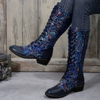 Botas Femininas Chinesas com Bico Redondo e Salto Baixo - Fechamento com Zíper - Botas de Tecido Adequadas para Looks Casuais, Elegantes e Informais - Estampa de Flor Chinesa