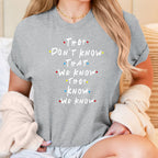 Chic Graphic Tee - Effortless Style & Comfort