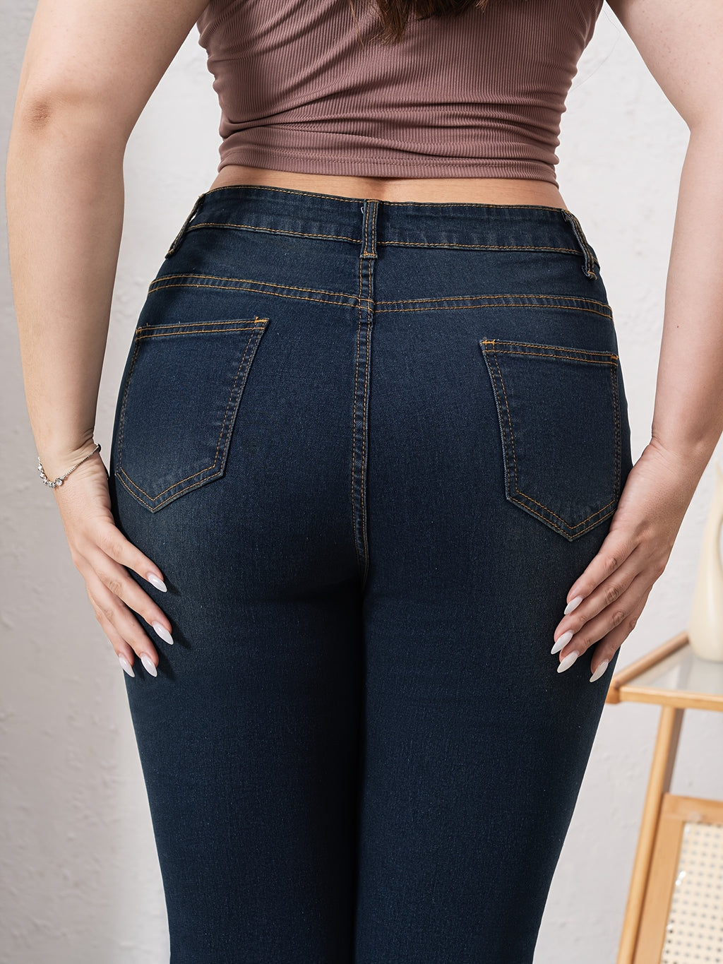 25AW Calças Flare Elegantes de Cintura Alta e Ajuste Slim, Elásticas, Denim Lavado Azul, Para Todas as Estações, Moda Versátil | Calças Flare | Ajuste Slim Confortável, Zíper, Calças Longas Casuais para Primavera/Outono, Roupas de Primavera/Outono | Denim Lavado Vintage | Jeans Plus Size