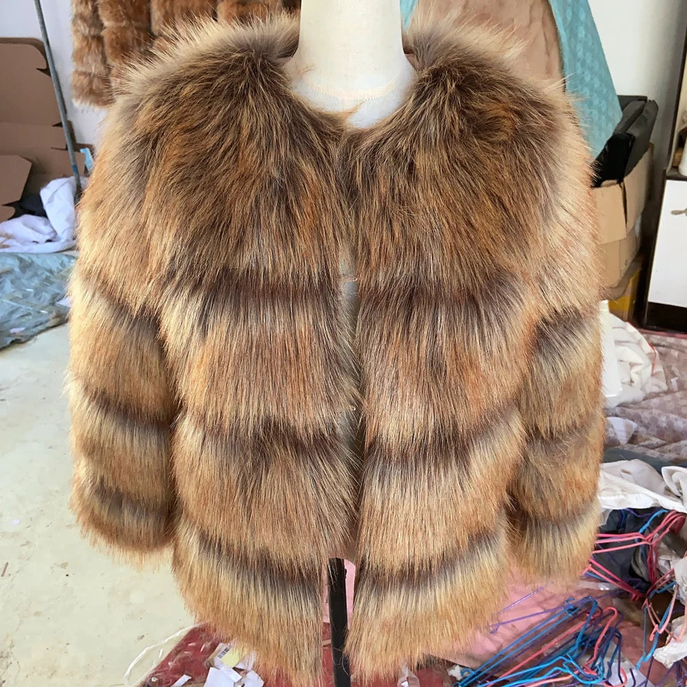Elegant Faux Fur Coat - Luxurious Winter Warmth