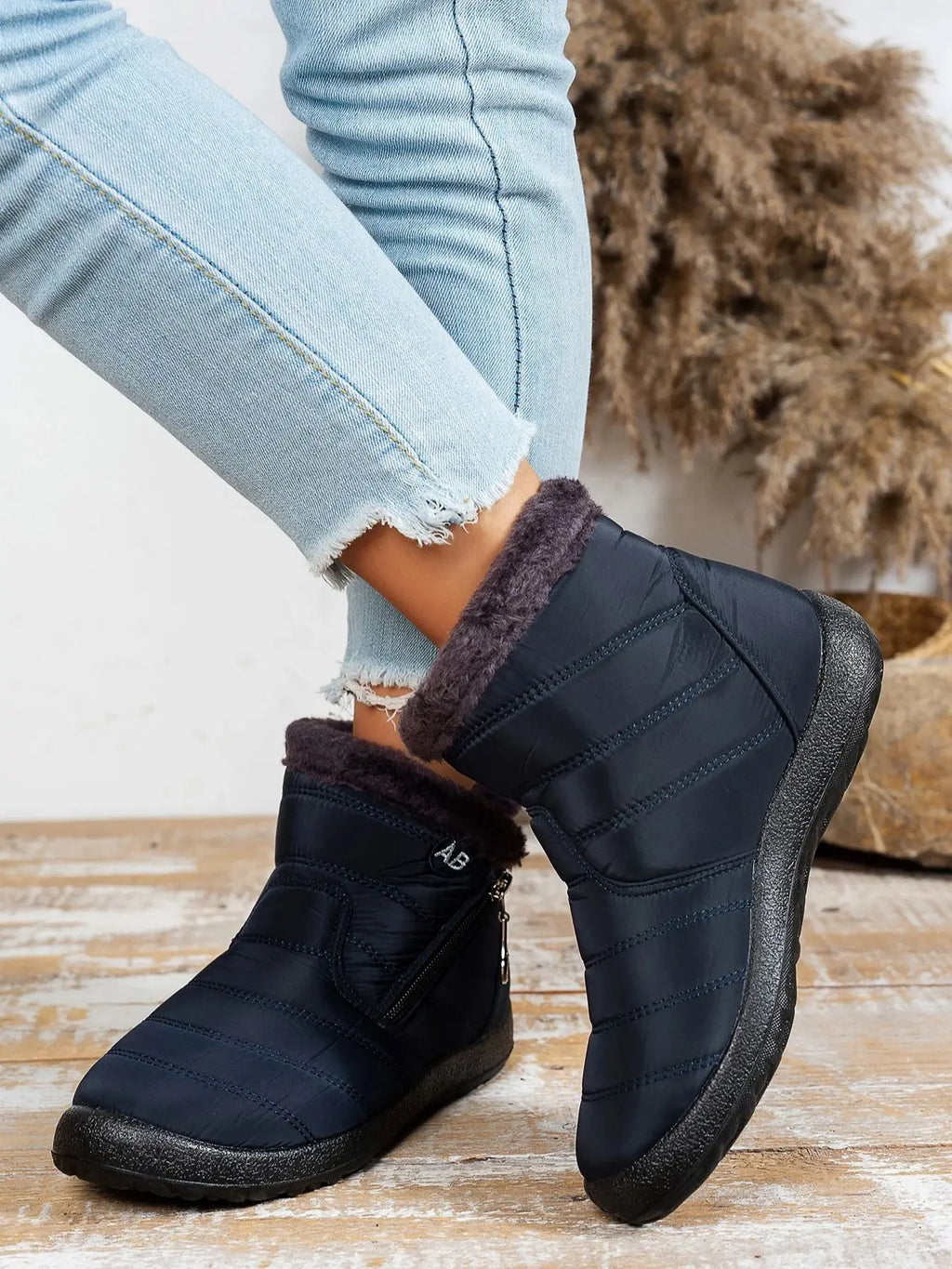 Stylish Winter Ankle Boots – Waterproof & Cozy