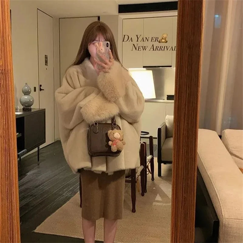 2025 Autumn And Winter New Environmentally Friendly Faux Mink Fur Coat, Women's Socialite Style Loose Fit fashionable coat